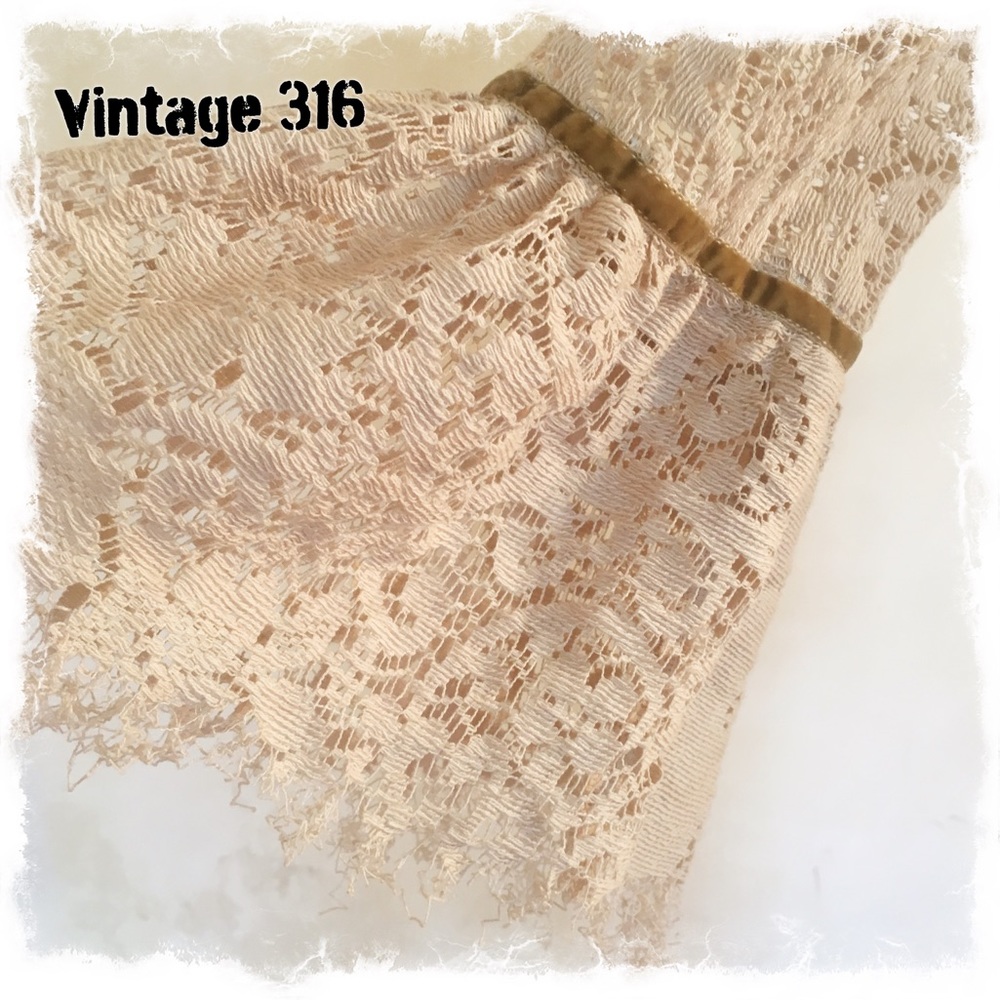 Vintage 316 Cream Lace Sweater